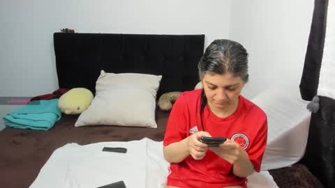 Snapshot of yinyyanghot chatting on October 14, 9:10 am yinyyanghot online show from October 14, 9:10 am