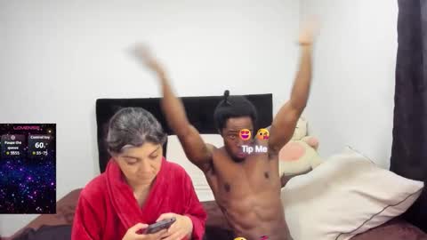 Snapshot of yinyyanghot chatting on October 21, 12:33 am yinyyanghot online show from October 21, 12:33 am