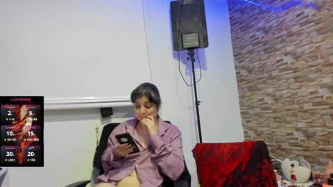 Snapshot of yinyyanghot chatting on November 10, 3:27 am yinyyanghot online show from November 10, 3:27 am