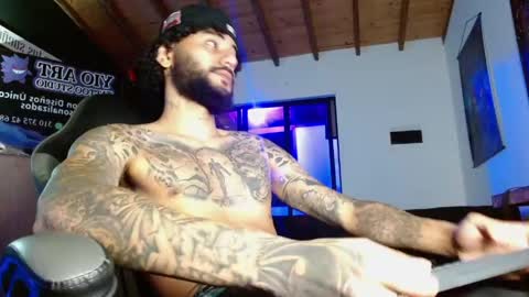 Snapshot of yio__cohen chatting on May 15, 6:53 am yio cohen online show from May 15, 6:53 am