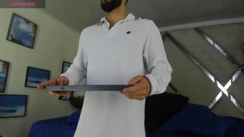 Snapshot of yiyo10_ chatting on February 18, 4:04 am Yiyo online show from February 18, 4:04 am