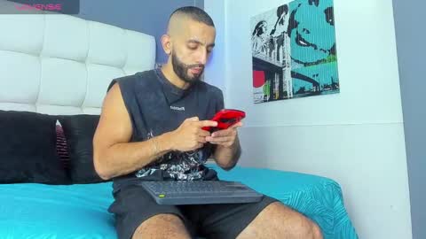 Snapshot of yiyo10_ chatting on October 7, 2:20 am Yiyo online show from October 7, 2:20 am