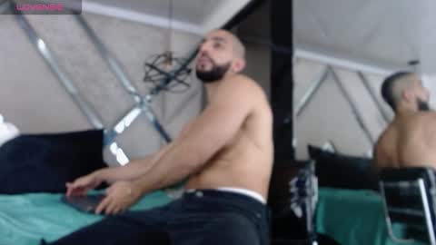 Snapshot of yiyo10_ chatting on October 19, 5:30 am Yiyo online show from October 19, 5:30 am