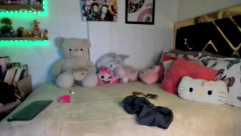 lucy online show from September 28, 6:19 am