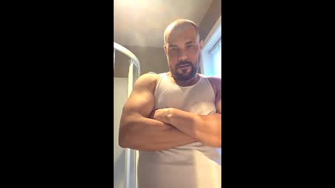 ynfantejovanny online show from April 18, 12:09 pm