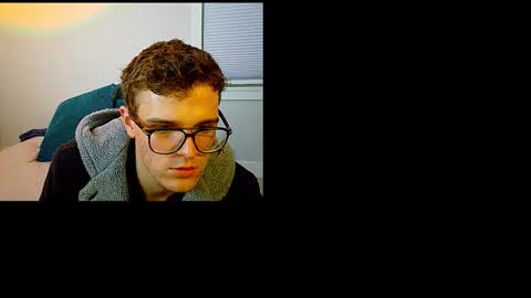 yngdesire1 online show from December 15, 4:50 am