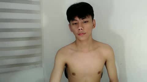 Snapshot of ynotyu chatting on October 19, 5:24 pm ynotyu online show from October 19, 5:24 pm