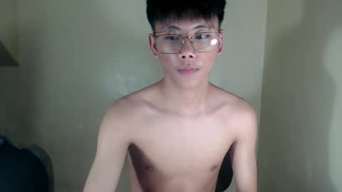 Snapshot of ynotyu chatting on November 2, 4:20 pm ynotyu online show from November 2, 4:20 pm