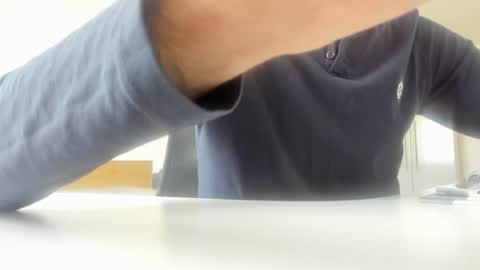 Snapshot of yoda130305 chatting on September 27, 3:06 pm yoda130305 online show from September 27, 3:06 pm