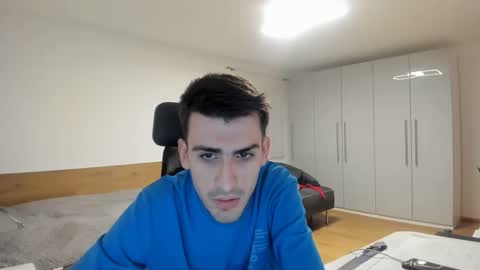 Snapshot of yoda130305 chatting on February 23, 6:05 pm yoda130305 online show from February 23, 6:05 pm