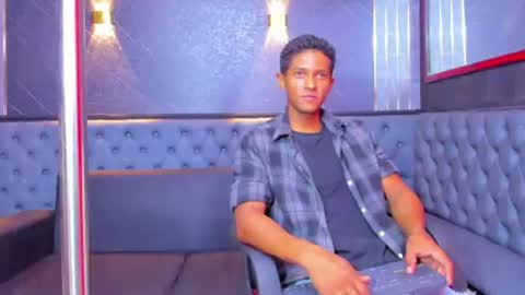 Yoel online show from June 22, 7:22 pm