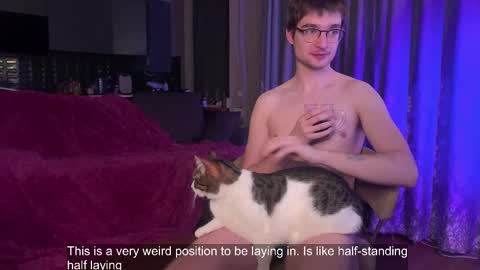 Max online show from February 10, 4:19 am