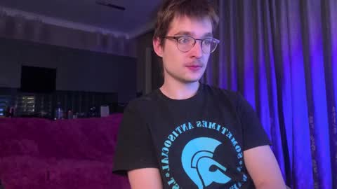 Max online show from February 11, 4:33 am