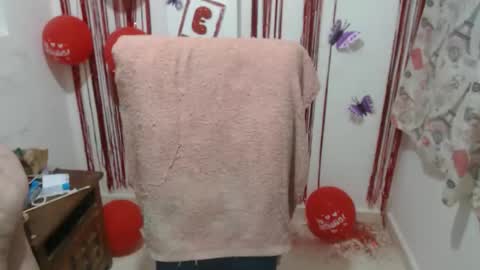 Snapshot of yohis_kiut25 chatting on February 15, 7:51 am yohis online show from February 15, 7:51 am