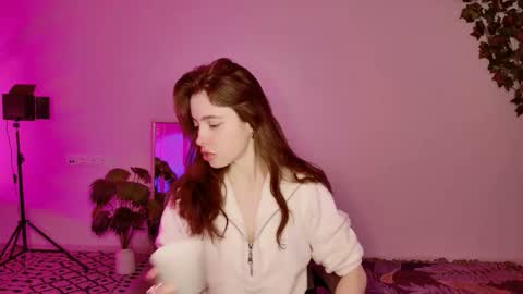 yoka_paradoxxx online show from October 1, 5:13 am