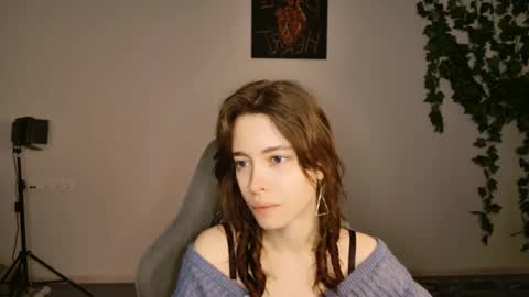 yoka_paradoxxx online show from October 14, 5:08 am