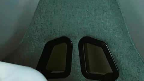 yoka_paradoxxx online show from November 14, 5:28 am