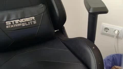 yokaxondoo online show from April 7, 3:18 am