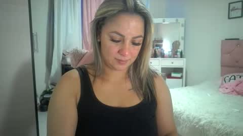 Snapshot of yokiko_daring chatting on January 18, 9:51 pm yokiko online show from January 18, 9:51 pm