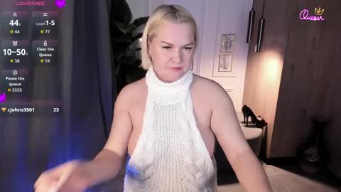 Yolanda online show from April 6, 8:43 pm