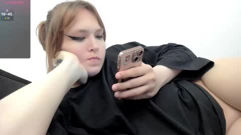 Snapshot of yomoyoo chatting on November 13, 8:30 pm yomoyoo online show from November 13, 8:30 pm