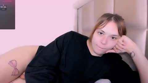 Snapshot of yomoyoo chatting on February 16, 1:13 am yomoyoo online show from February 16, 1:13 am