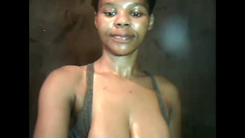 amazingkellyxx online show from January 3, 10:52 am