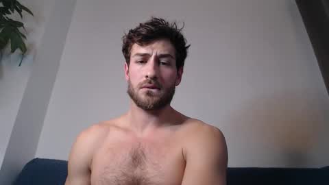 Yoooups online show from January 9, 3:26 pm