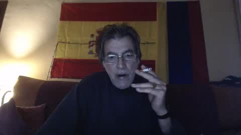 yosep online show from November 24, 9:42 am