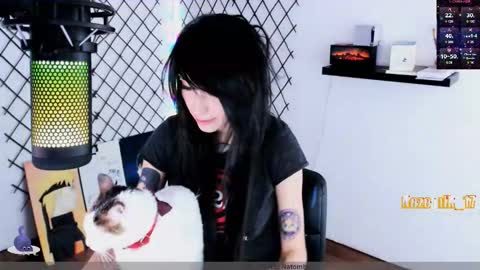 Snapshot of yoshino_san chatting on February 23, 6:38 pm you can call me Andy or yoshi 3 online show from February 23, 6:38 pm