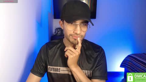 yoshy_man online show from April 9, 3:17 am