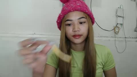 Snapshot of yosufloversweet chatting on December 9, 5:19 pm fin online show from December 9, 5:19 pm