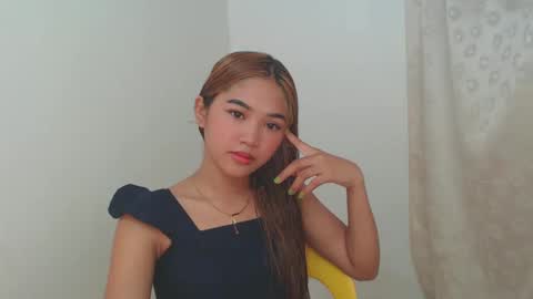 Snapshot of yosufloversweet chatting on January 4, 5:27 am fin online show from January 4, 5:27 am