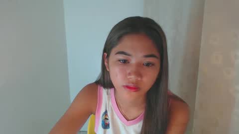 Snapshot of yosufloversweet chatting on February 1, 3:18 pm fin online show from February 1, 3:18 pm