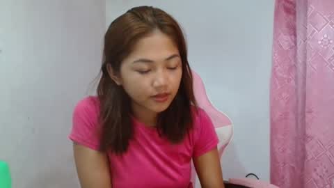 Snapshot of yosufloversweet chatting on February 13, 3:52 pm fin online show from February 13, 3:52 pm