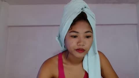 Snapshot of yosufloversweet chatting on February 22, 6:35 am fin online show from February 22, 6:35 am