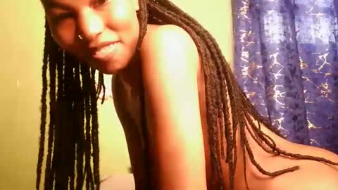 Snapshot of yosweetslut chatting on April 6, 4:46 am Sweetkitty online show from April 6, 4:46 am