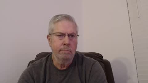 Colorado Guy Straight online show from February 1, 4:03 am