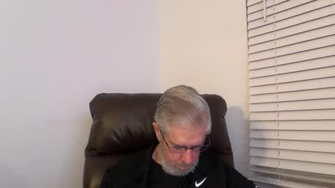 Colorado Guy Straight online show from September 18, 7:54 am