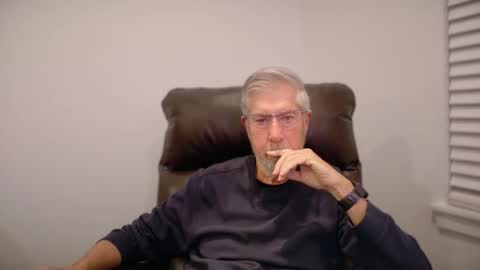 Colorado Guy Straight online show from November 2, 12:29 pm