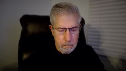 Colorado Guy Straight online show from November 18, 2:50 am