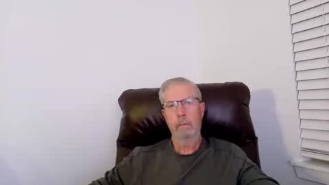 Colorado Guy Straight online show from November 24, 12:38 pm