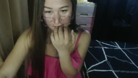 Snapshot of yougotmeanna chatting on April 22, 10:17 am Your Dream Pinay Anna online show from April 22, 10:17 am