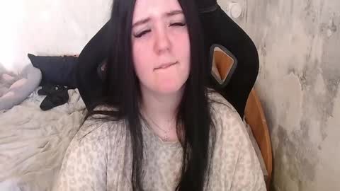 your_8a8y online show from March 26, 8:53 am