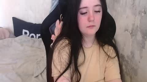 your_8a8y online show from March 30, 7:53 am