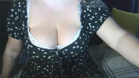 Maria Love online show from December 15, 1:32 am