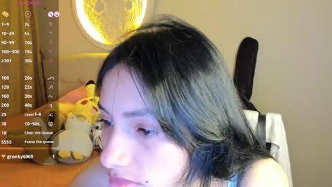 mia3 online show from March 30, 4:24 am