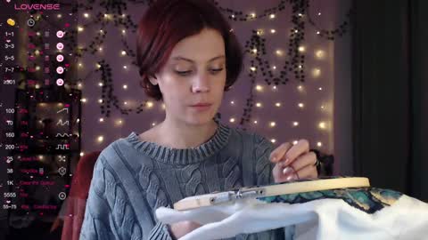 Snapshot of your_corvus chatting on December 5, 1:49 pm your_corvus online show from December 5, 1:49 pm