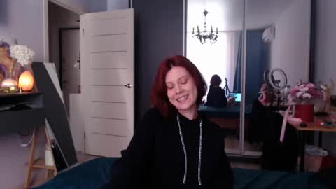Snapshot of your_corvus chatting on October 1, 9:04 am your_corvus online show from October 1, 9:04 am