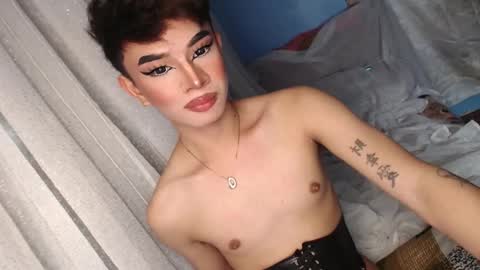 Snapshot of your_dimplecummer chatting on February 19, 8:20 pm CALL ME DIMPLE STAR xx online show from February 19, 8:20 pm